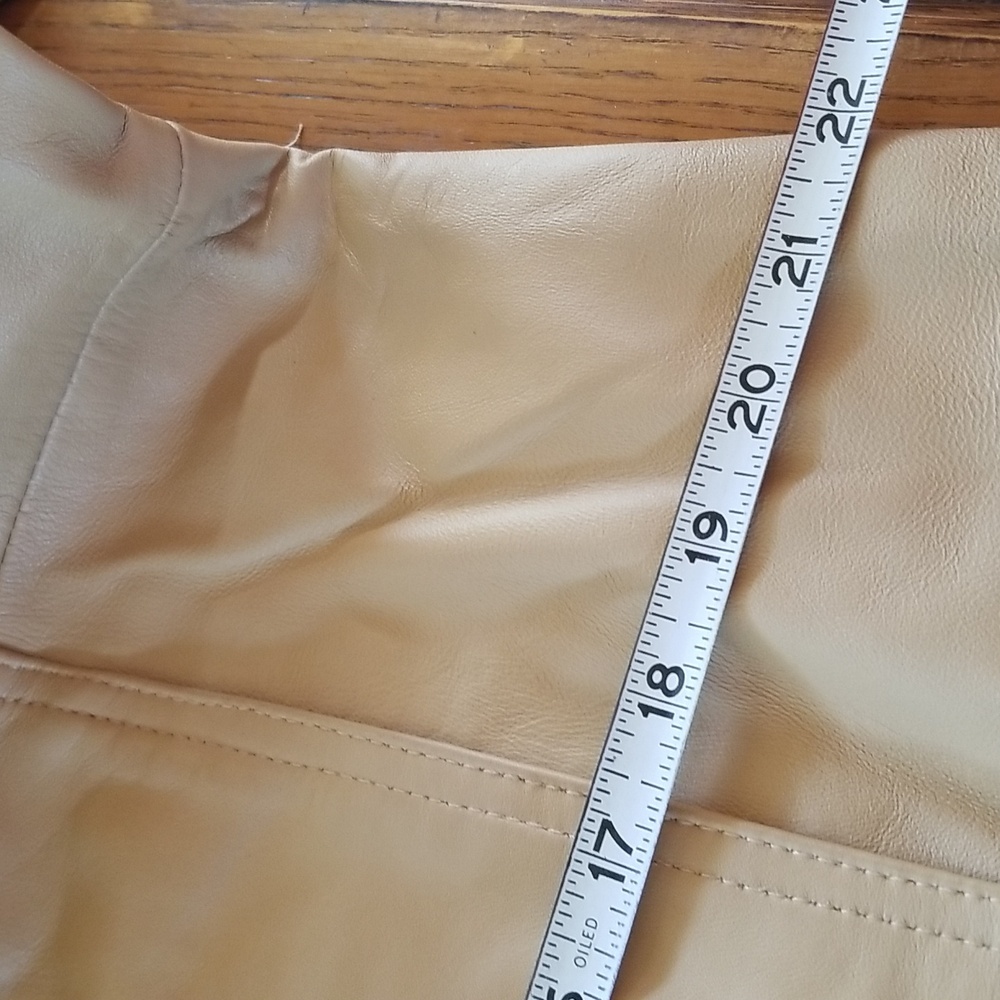 Centigrade Ladies Leather Coat - Picture 14 of 16